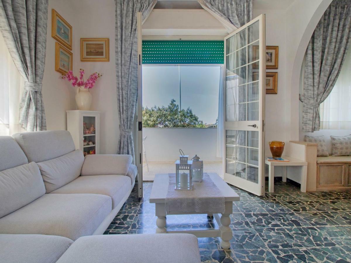 Apartment Sandra By Interhome Le Focette Exterior foto